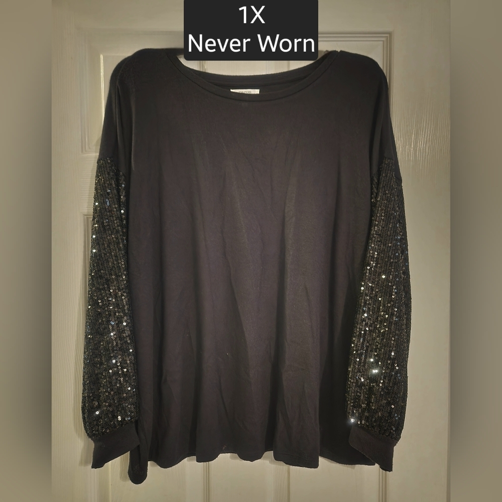 Black Sequin Sleeve Tunic Top